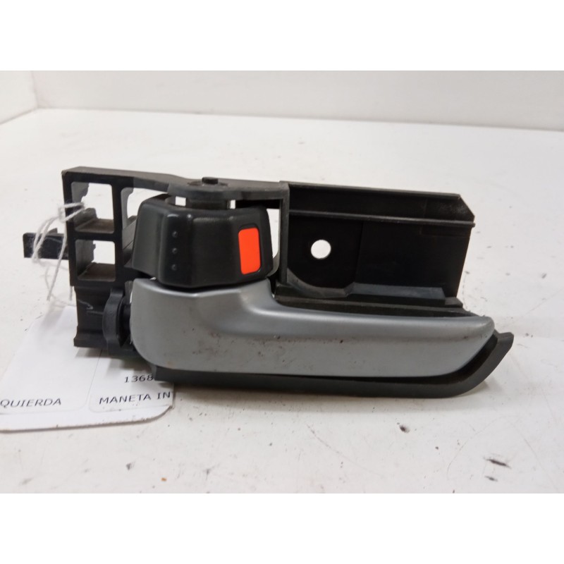 Recambio de maneta interior puerta delantera izquierda para suzuki alto vii (gf, ha25_, ha35_) 1.0 (amf310) referencia OEM IAM   Recambio de maneta interior puerta delantera izquierda para suzuki alto vii (gf, ha25_, ha35_) 1.0 (amf310) referencia OEM IAM
