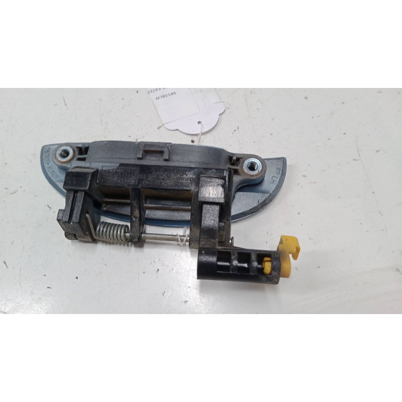 Recambio de maneta exterior puerta delantera izquierda para hyundai atos (mx) 1.0 i referencia OEM IAM    Recambio de maneta exterior puerta delantera izquierda para hyundai atos (mx) 1.0 i referencia OEM IAM
