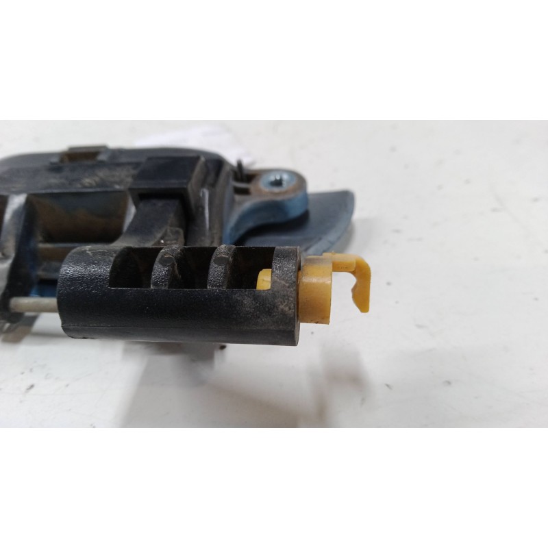 Recambio de maneta exterior puerta delantera izquierda para hyundai atos (mx) 1.0 i referencia OEM IAM    Recambio de maneta exterior puerta delantera izquierda para hyundai atos (mx) 1.0 i referencia OEM IAM