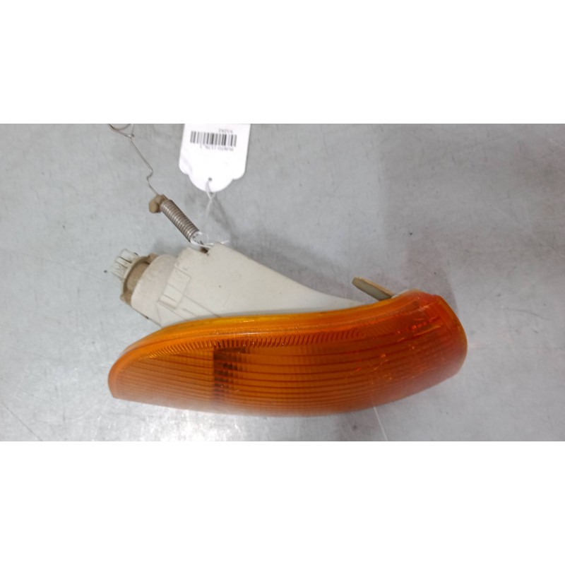 Recambio de intermitente delantero izquierdo para fiat punto (176_) 60 1.2 (176ap, 176ar, 176aq, 176bb) referencia OEM IAM    Recambio de intermitente delantero izquierdo para fiat punto (176_) 60 1.2 (176ap, 176ar, 176aq, 176bb) referencia OEM IAM