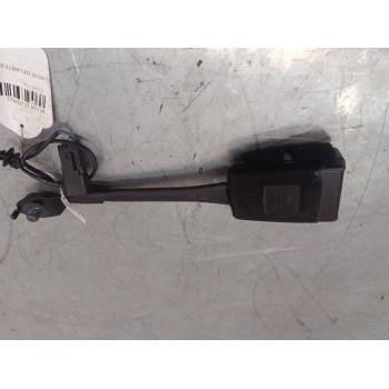 ANCLAJE CINTURON DELANTERO IZQUIERDO 