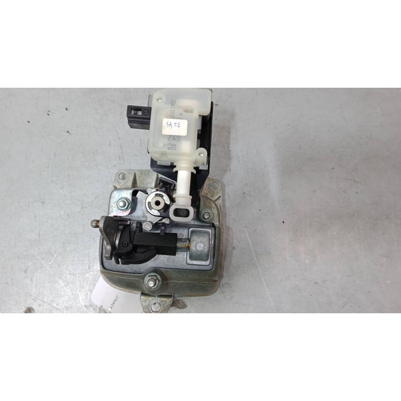 Recambio de maneta exterior porton para seat ibiza iii (6l1) 1.4 16v referencia OEM IAM    Recambio de maneta exterior porton para seat ibiza iii (6l1) 1.4 16v referencia OEM IAM