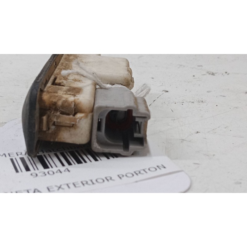 Recambio de maneta exterior porton para nissan primera hatchback (p12) 1.6 referencia OEM IAM    Recambio de maneta exterior porton para nissan primera hatchback (p12) 1.6 referencia OEM IAM