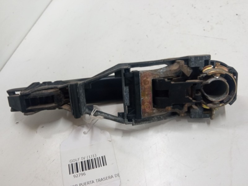 Recambio de maneta exterior puerta trasera derecha para volkswagen golf iv (1j1) 1.6 16v referencia OEM IAM 3B0837885   Recambio de maneta exterior puerta trasera derecha para volkswagen golf iv (1j1) 1.6 16v referencia OEM IAM 3B0837885