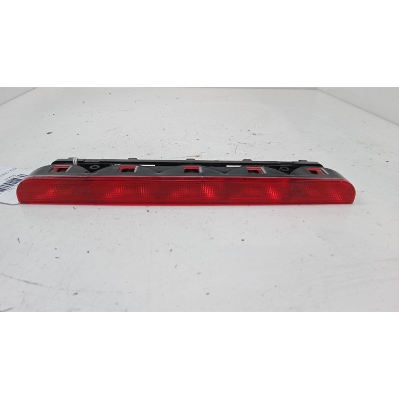 Recambio de luz central de freno para citroën saxo (s0, s1) 1.5 d referencia OEM IAM    Recambio de luz central de freno para citroën saxo (s0, s1) 1.5 d referencia OEM IAM