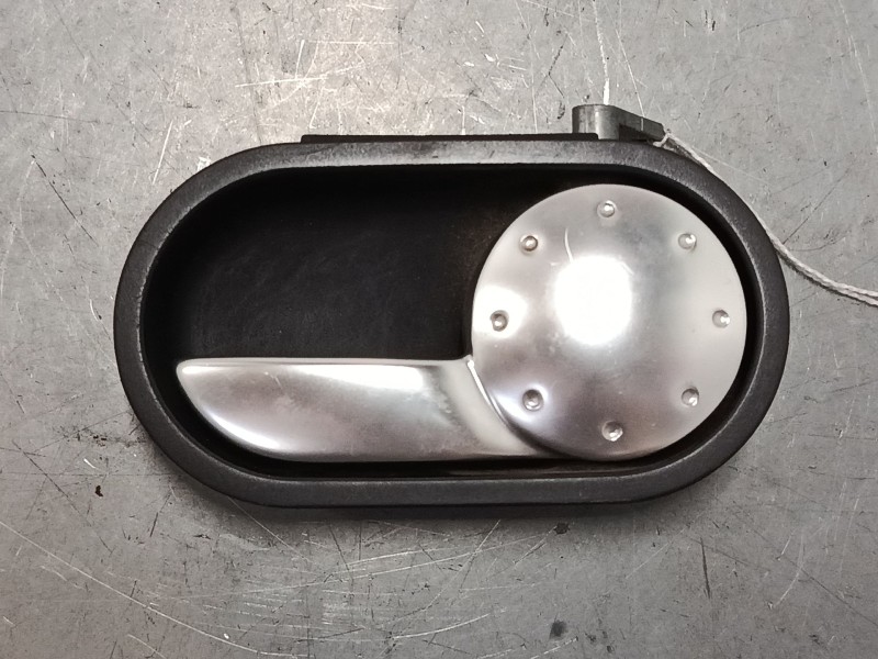 Recambio de maneta interior puerta delantera derecha para audi tt roadster (8n9) 1.8 t quattro referencia OEM IAM    Recambio de maneta interior puerta delantera derecha para audi tt roadster (8n9) 1.8 t quattro referencia OEM IAM