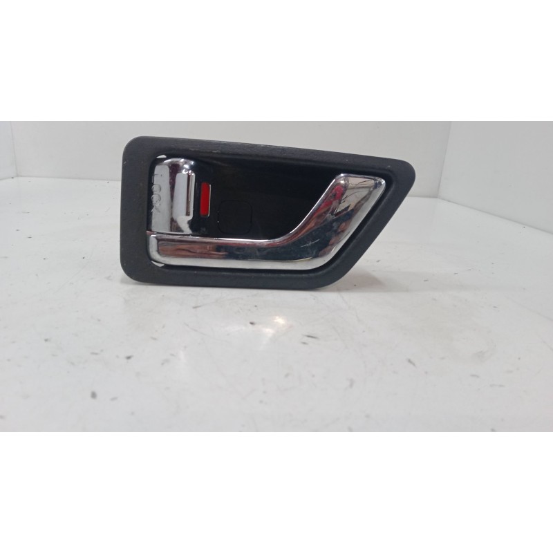 Recambio de maneta interior puerta delantera izquierda para hyundai getz (tb) 1.4 i referencia OEM IAM    Recambio de maneta interior puerta delantera izquierda para hyundai getz (tb) 1.4 i referencia OEM IAM