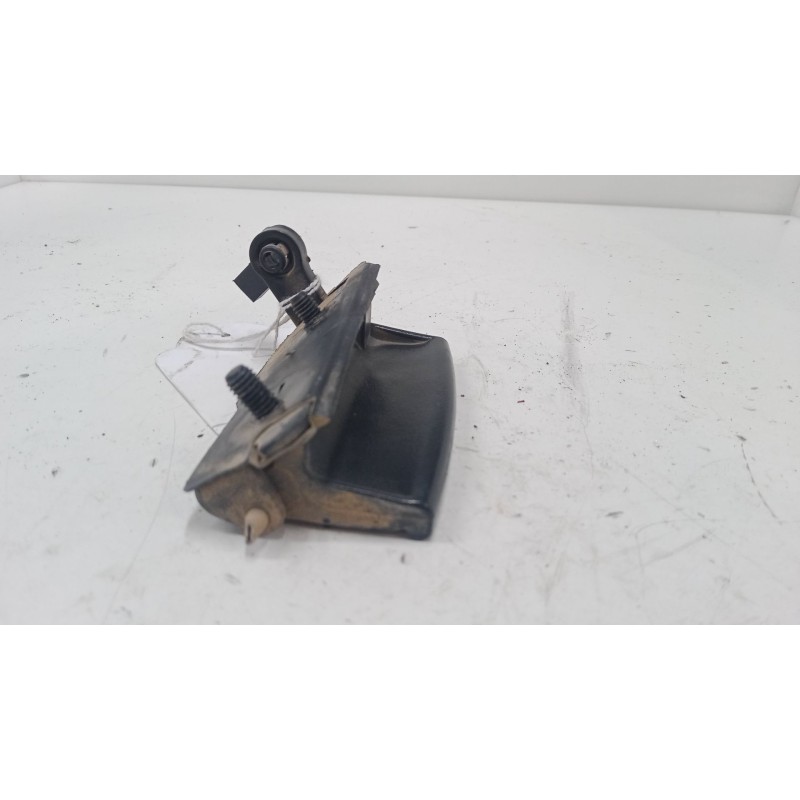 Recambio de maneta exterior porton para hyundai getz (tb) 1.4 i referencia OEM IAM    Recambio de maneta exterior porton para hyundai getz (tb) 1.4 i referencia OEM IAM