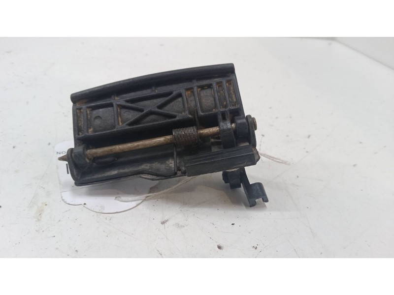 Recambio de maneta exterior porton para hyundai getz (tb) 1.4 i referencia OEM IAM    Recambio de maneta exterior porton para hyundai getz (tb) 1.4 i referencia OEM IAM