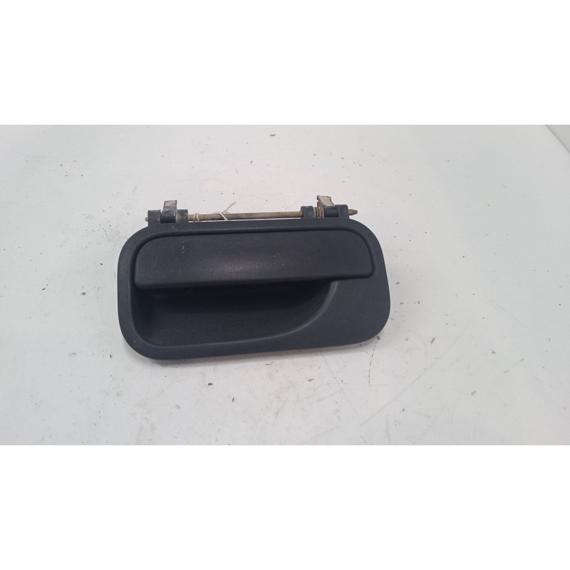 Recambio de maneta exterior puerta trasera izquierda para opel corsa b (s93) 1.7 d (f08, f68, m68) referencia OEM IAM    Recambio de maneta exterior puerta trasera izquierda para opel corsa b (s93) 1.7 d (f08, f68, m68) referencia OEM IAM
