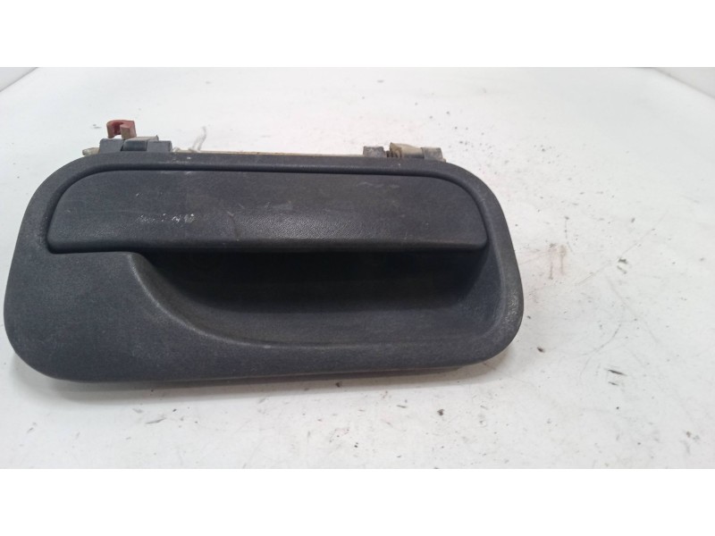 Recambio de maneta exterior puerta trasera derecha para opel corsa b (s93) 1.7 d (f08, f68, m68) referencia OEM IAM    Recambio de maneta exterior puerta trasera derecha para opel corsa b (s93) 1.7 d (f08, f68, m68) referencia OEM IAM