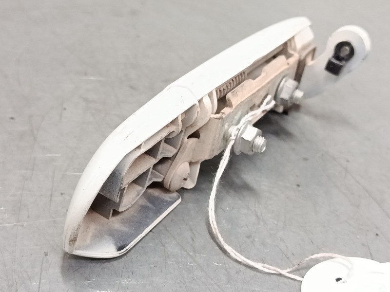 Recambio de maneta exterior porton para mitsubishi colt vi (z3_a, z2_a) 1.3 (z21a) referencia OEM IAM   