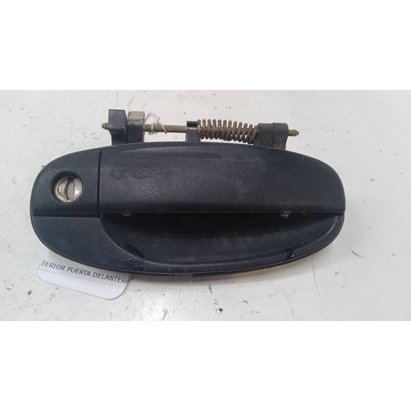 Recambio de maneta exterior puerta delantera derecha para chevrolet kalos (klas) sh2/352 referencia OEM IAM 96541638   Recambio de maneta exterior puerta delantera derecha para chevrolet kalos (klas) sh2/352 referencia OEM IAM 96541638