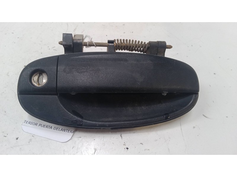 Recambio de maneta exterior puerta delantera derecha para chevrolet kalos (klas) sh2/352 referencia OEM IAM 96541638   Recambio de maneta exterior puerta delantera derecha para chevrolet kalos (klas) sh2/352 referencia OEM IAM 96541638