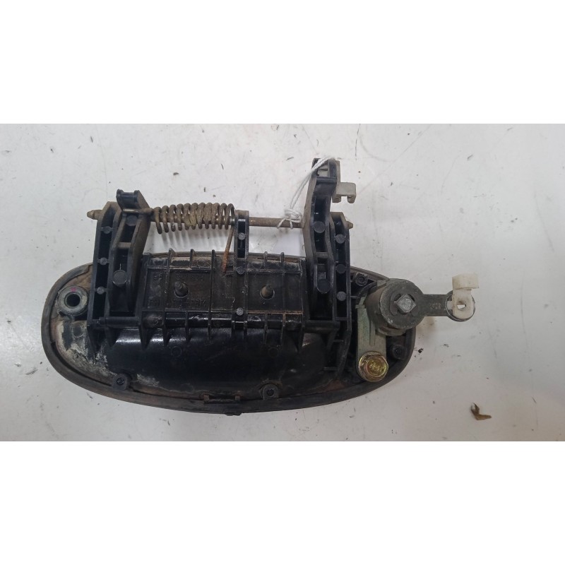 Recambio de maneta exterior puerta delantera derecha para chevrolet kalos (klas) sh2/352 referencia OEM IAM 96541638   Recambio de maneta exterior puerta delantera derecha para chevrolet kalos (klas) sh2/352 referencia OEM IAM 96541638