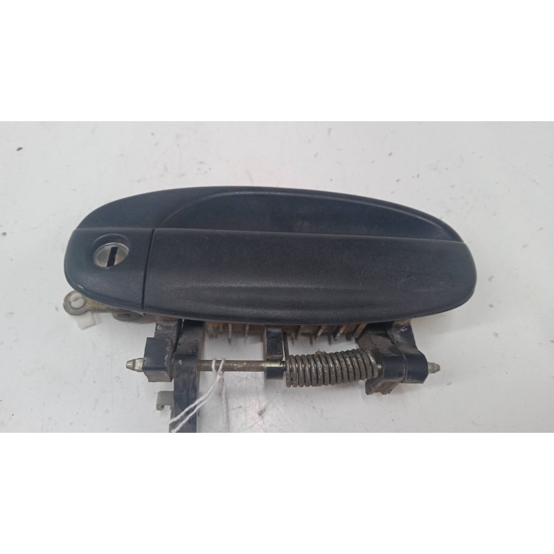 Recambio de maneta exterior puerta delantera izquierda para chevrolet kalos (klas) sh2/352 referencia OEM IAM 96541637   Recambio de maneta exterior puerta delantera izquierda para chevrolet kalos (klas) sh2/352 referencia OEM IAM 96541637