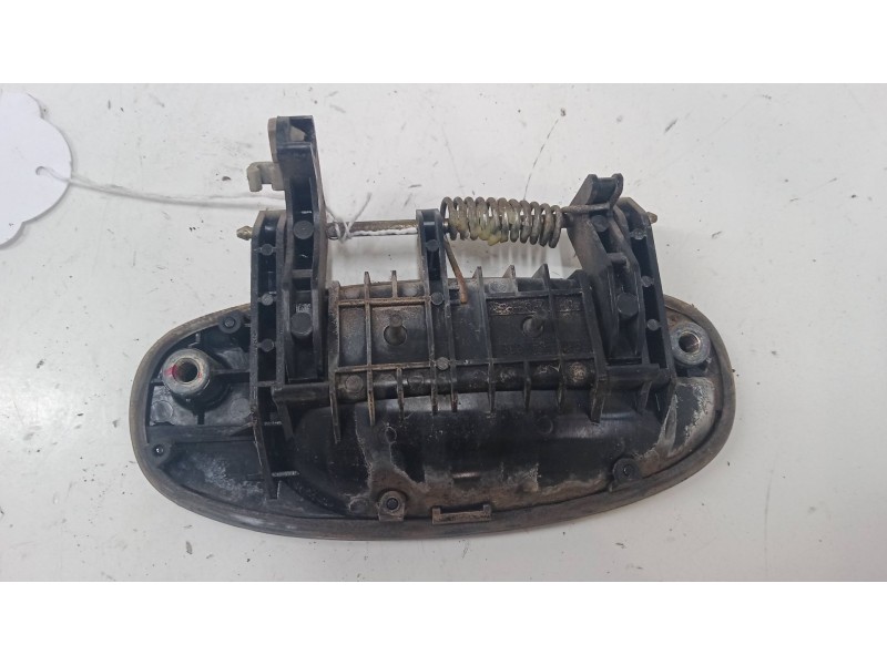 Recambio de maneta exterior puerta trasera izquierda para chevrolet kalos (klas) sh2/352 referencia OEM IAM    Recambio de maneta exterior puerta trasera izquierda para chevrolet kalos (klas) sh2/352 referencia OEM IAM