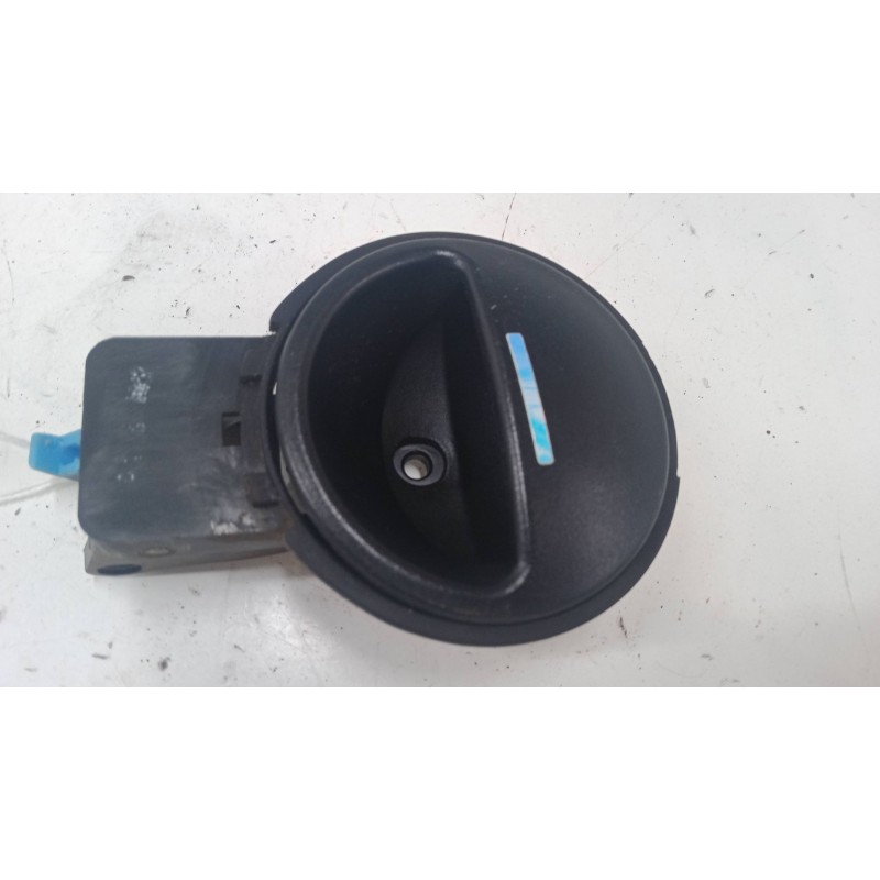 Recambio de maneta interior puerta delantera derecha para chevrolet kalos (klas) sh2/352 referencia OEM IAM    Recambio de maneta interior puerta delantera derecha para chevrolet kalos (klas) sh2/352 referencia OEM IAM