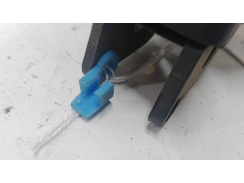 Recambio de maneta interior puerta delantera derecha para chevrolet kalos (klas) sh2/352 referencia OEM IAM    Recambio de maneta interior puerta delantera derecha para chevrolet kalos (klas) sh2/352 referencia OEM IAM