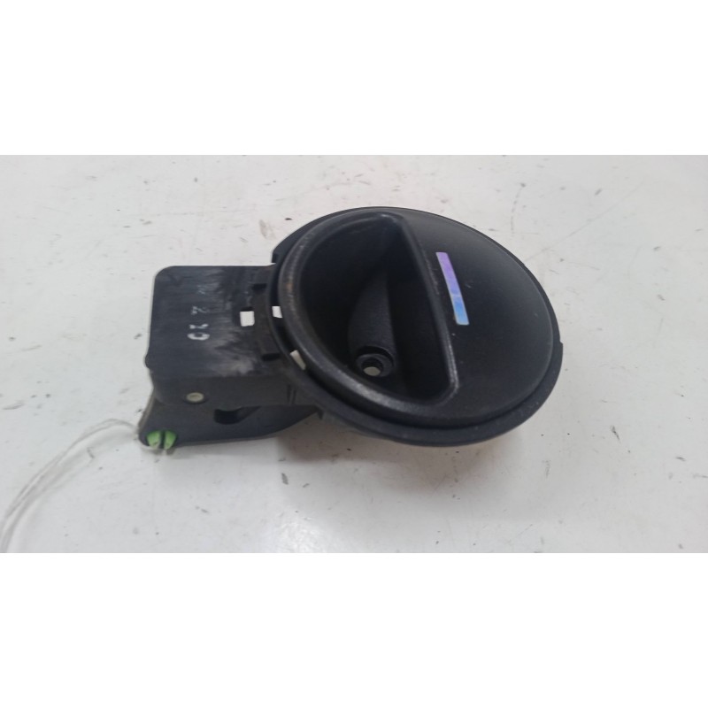 Recambio de maneta interior puerta delantera izquierda para chevrolet kalos (klas) sh2/352 referencia OEM IAM    Recambio de maneta interior puerta delantera izquierda para chevrolet kalos (klas) sh2/352 referencia OEM IAM