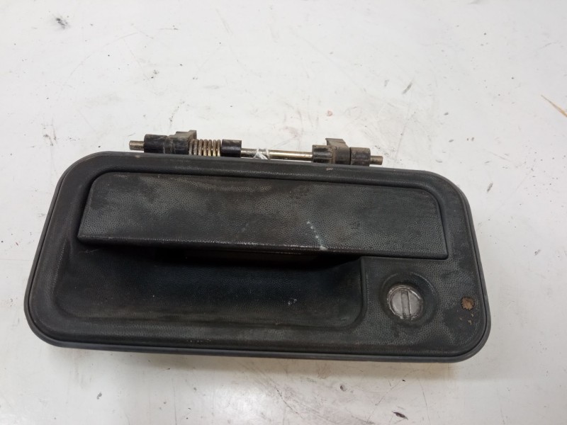 Recambio de maneta exterior puerta delantera izquierda para opel frontera a (u92) 2.8 td (5bmwl4, 5bsud2) referencia OEM IAM    Recambio de maneta exterior puerta delantera izquierda para opel frontera a (u92) 2.8 td (5bmwl4, 5bsud2) referencia OEM IAM