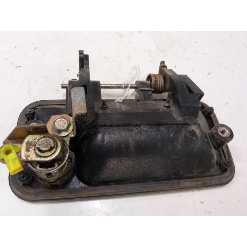 Recambio de maneta exterior puerta delantera izquierda para opel frontera a (u92) 2.8 td (5bmwl4, 5bsud2) referencia OEM IAM    Recambio de maneta exterior puerta delantera izquierda para opel frontera a (u92) 2.8 td (5bmwl4, 5bsud2) referencia OEM IAM