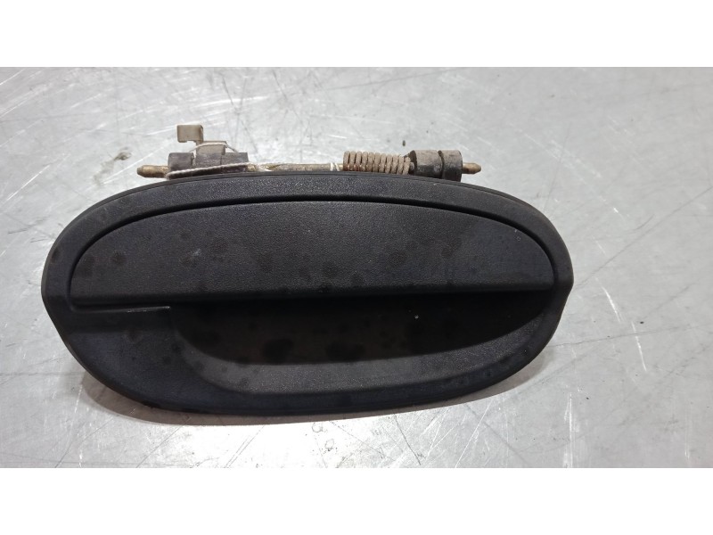 Recambio de maneta exterior puerta trasera derecha para chevrolet matiz (m200, m250) 0.8 referencia OEM IAM    Recambio de maneta exterior puerta trasera derecha para chevrolet matiz (m200, m250) 0.8 referencia OEM IAM
