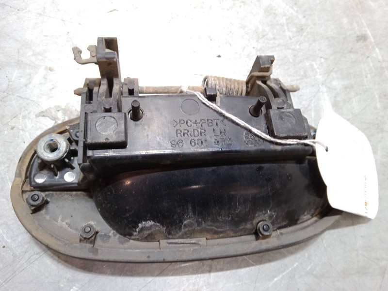 Recambio de maneta exterior puerta trasera izquierda para chevrolet matiz (m200, m250) 0.8 referencia OEM IAM   