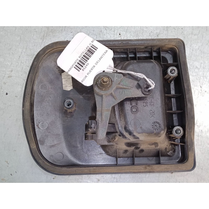 Recambio de maneta exterior puerta delantera izquierda para iveco camion transporte botellas o bombonas 50c13 referencia OEM IAM Recambio de maneta exterior puerta delantera izquierda para iveco camion transporte botellas o bombonas 50c13 referencia OEM IAM