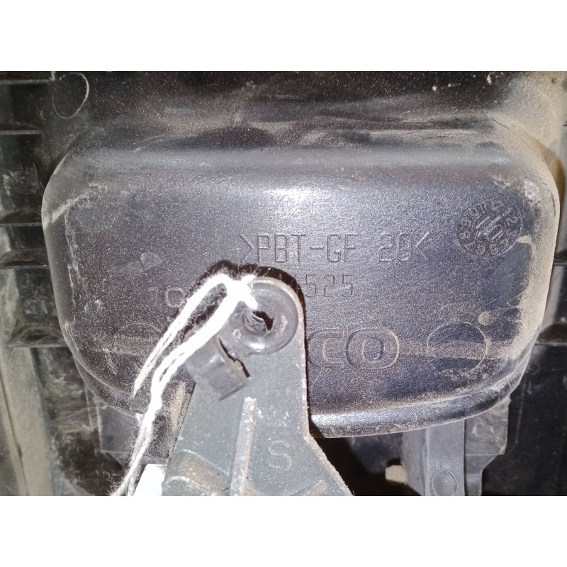 Recambio de maneta exterior puerta delantera izquierda para iveco camion transporte botellas o bombonas 50c13 referencia OEM IAM Recambio de maneta exterior puerta delantera izquierda para iveco camion transporte botellas o bombonas 50c13 referencia OEM IAM