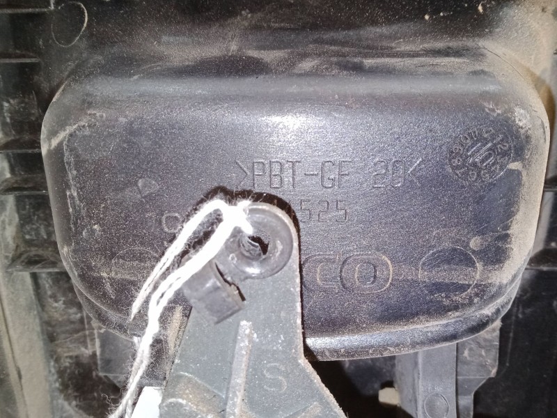 Recambio de maneta exterior puerta delantera izquierda para iveco camion transporte botellas o bombonas 50c13 referencia OEM IAM Recambio de maneta exterior puerta delantera izquierda para iveco camion transporte botellas o bombonas 50c13 referencia OEM IAM