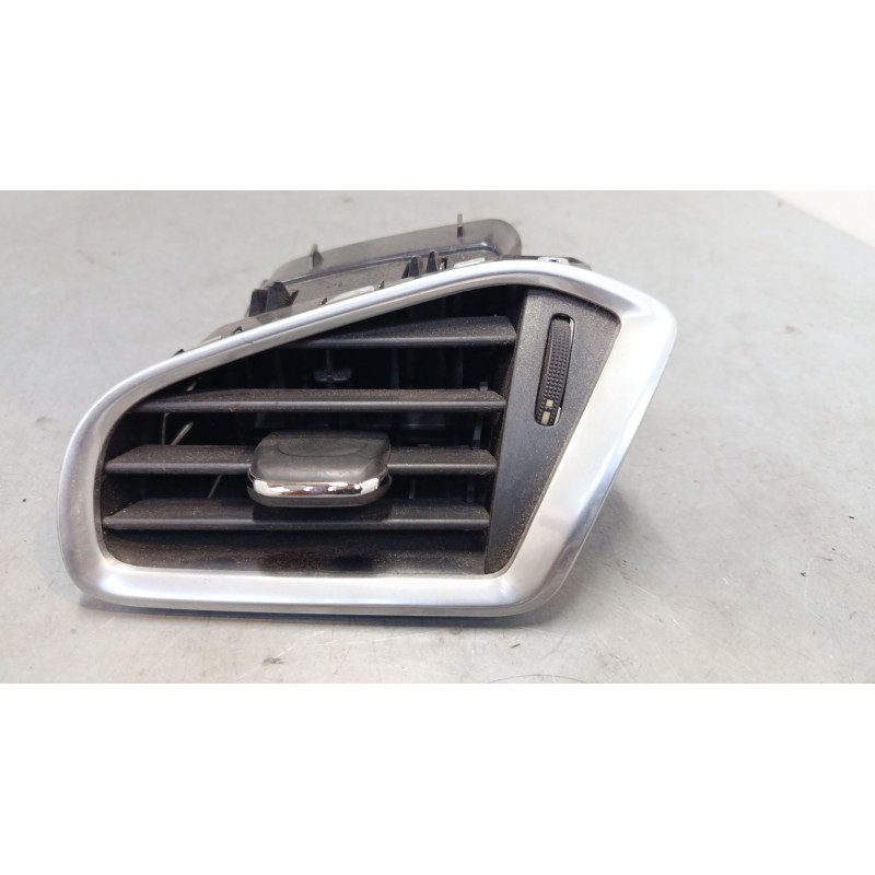 Recambio de aireador central izquierdo para citroën c4 ii (nc_) 1.6 hdi 110 referencia OEM IAM    Recambio de aireador central izquierdo para citroën c4 ii (nc_) 1.6 hdi 110 referencia OEM IAM