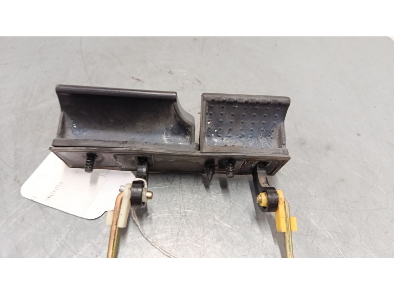 Recambio de maneta exterior porton para hyundai tucson (jm) 2.0 crdi referencia OEM IAM    Recambio de maneta exterior porton para hyundai tucson (jm) 2.0 crdi referencia OEM IAM