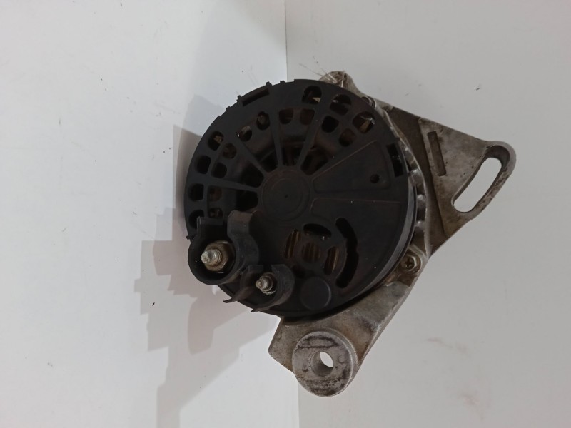 Recambio de alternador para fiat punto (188_) 1.2 60 (188.030, .050, .130, .150, .230, .250) referencia OEM IAM RNL63321600  
