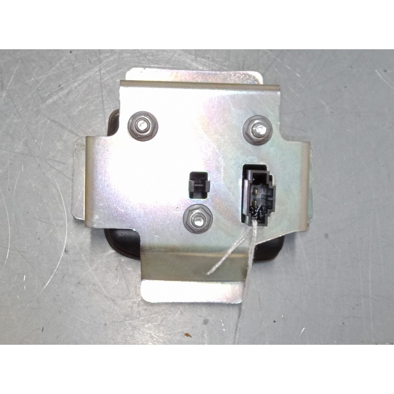 Recambio de maneta exterior porton para seat ibiza iv sc (6j1, 6p5) 1.6 tdi referencia OEM IAM    Recambio de maneta exterior porton para seat ibiza iv sc (6j1, 6p5) 1.6 tdi referencia OEM IAM