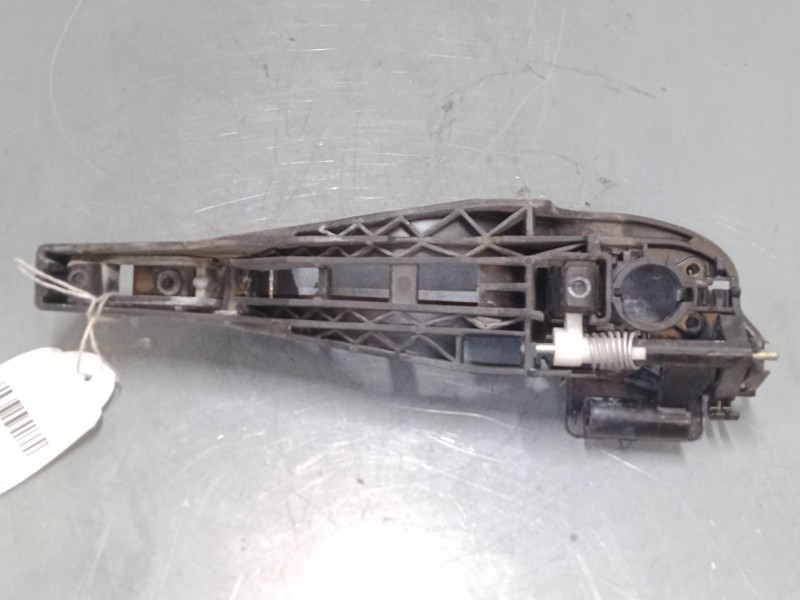 Recambio de maneta exterior puerta trasera izquierda para citroën c3 i (fc_, fn_) 1.1 i referencia OEM IAM    Recambio de maneta exterior puerta trasera izquierda para citroën c3 i (fc_, fn_) 1.1 i referencia OEM IAM