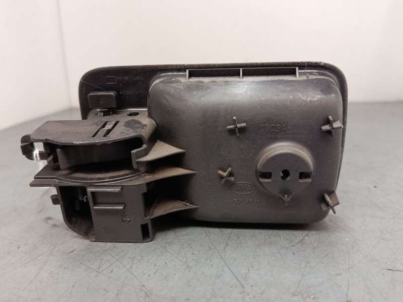 Recambio de maneta interior puerta delantera derecha para land rover discovery iii (l319) 2.7 td 4x4 referencia OEM IAM    Recambio de maneta interior puerta delantera derecha para land rover discovery iii (l319) 2.7 td 4x4 referencia OEM IAM