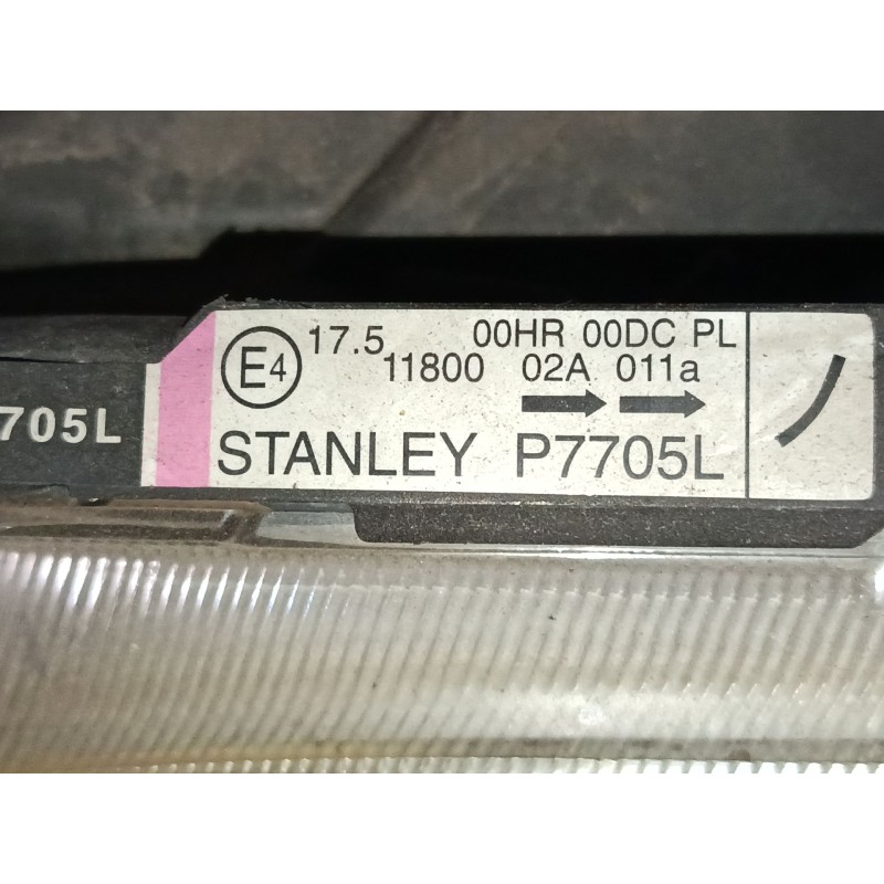 Recambio de faro izquierdo para mazda 5 (cr) 2.0 cd (cr19) referencia OEM IAM    Recambio de faro izquierdo para mazda 5 (cr) 2.0 cd (cr19) referencia OEM IAM