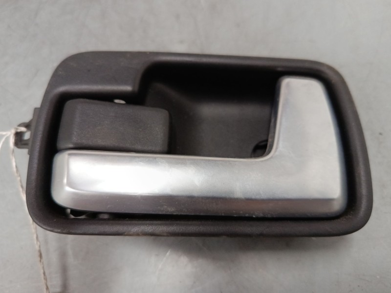 Recambio de maneta interior puerta trasera izquierda para land rover discovery iii (l319) 2.7 td 4x4 referencia OEM IAM   