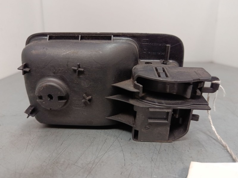 Recambio de maneta interior puerta trasera izquierda para land rover discovery iii (l319) 2.7 td 4x4 referencia OEM IAM   