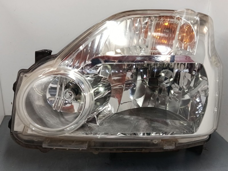 Recambio de faro izquierdo para nissan x-trail ii (t31) 2.0 dci 4x4 referencia OEM IAM   
