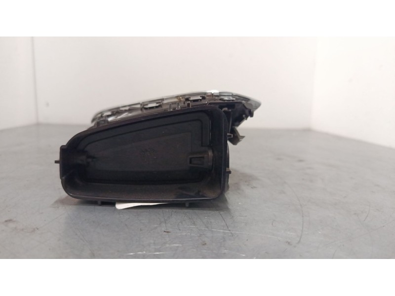 Recambio de aireador central derecho para citroën c4 ii (nc_) 1.6 hdi 110 referencia OEM IAM    Recambio de aireador central derecho para citroën c4 ii (nc_) 1.6 hdi 110 referencia OEM IAM