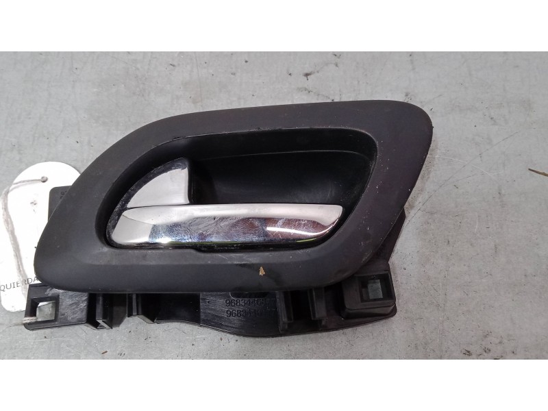 Recambio de maneta interior puerta delantera izquierda para peugeot 3008 i monospace (0u_) 1.6 hdi 115 / bluehdi 115 referencia  Recambio de maneta interior puerta delantera izquierda para peugeot 3008 i monospace (0u_) 1.6 hdi 115 / bluehdi 115 referencia