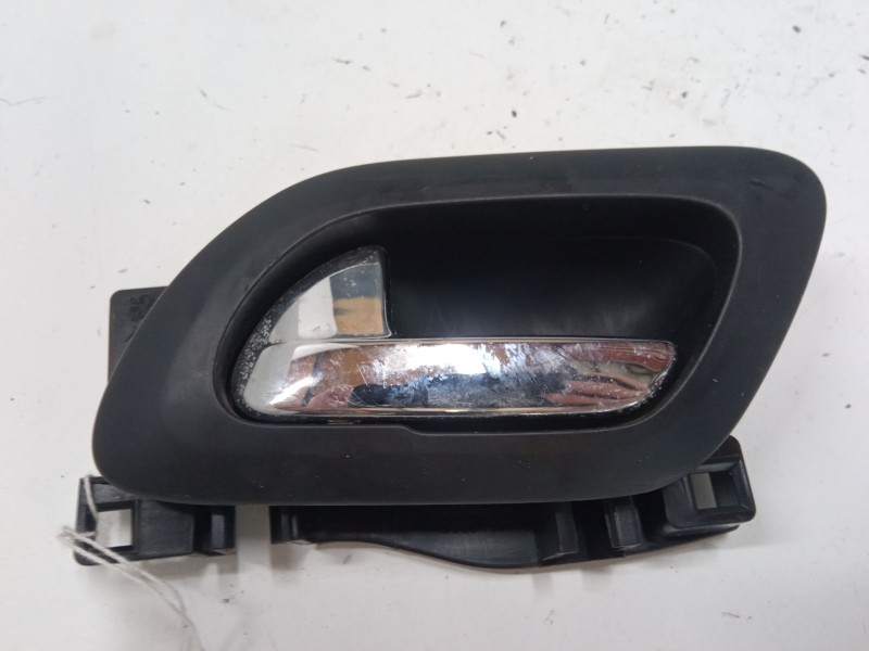 Recambio de maneta interior puerta trasera izquierda para peugeot 3008 i monospace (0u_) 1.6 hdi 115 / bluehdi 115 referencia OE Recambio de maneta interior puerta trasera izquierda para peugeot 3008 i monospace (0u_) 1.6 hdi 115 / bluehdi 115 referencia OE