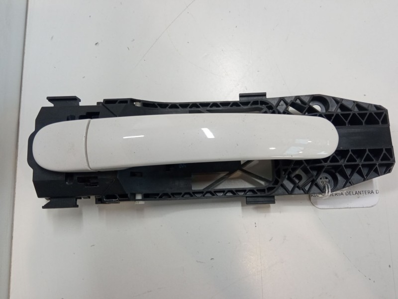 Recambio de maneta exterior puerta delantera derecha para skoda yeti (5l) 2.0 tdi referencia OEM IAM    Recambio de maneta exterior puerta delantera derecha para skoda yeti (5l) 2.0 tdi referencia OEM IAM