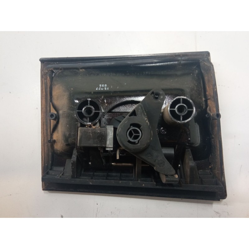 Recambio de maneta exterior puerta trasera derecha para skoda roomster (5j7) 1.6 referencia OEM IAM    Recambio de maneta exterior puerta trasera derecha para skoda roomster (5j7) 1.6 referencia OEM IAM