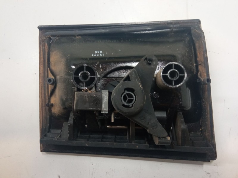 Recambio de maneta exterior puerta trasera derecha para skoda roomster (5j7) 1.6 referencia OEM IAM    Recambio de maneta exterior puerta trasera derecha para skoda roomster (5j7) 1.6 referencia OEM IAM