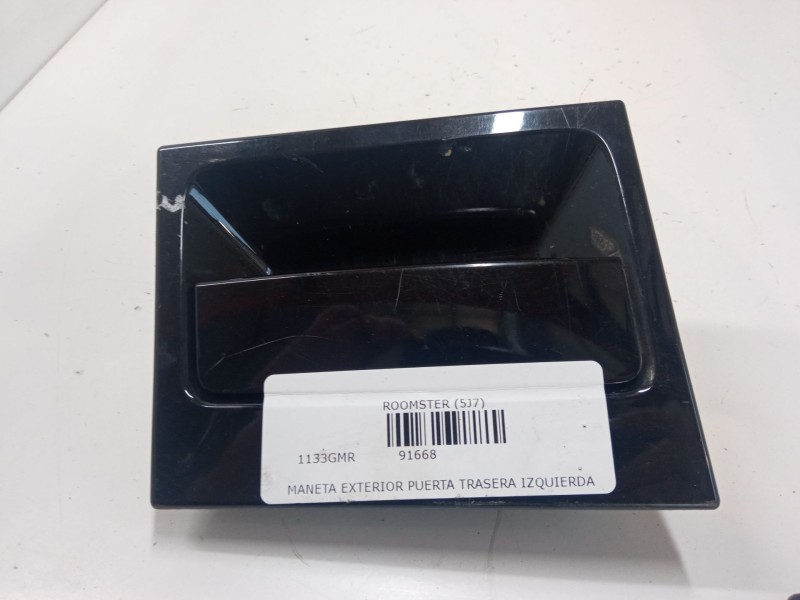 Recambio de maneta exterior puerta trasera izquierda para skoda roomster (5j7) 1.6 referencia OEM IAM    Recambio de maneta exterior puerta trasera izquierda para skoda roomster (5j7) 1.6 referencia OEM IAM