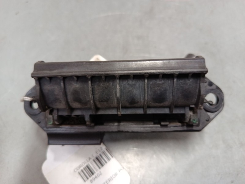 Recambio de maneta exterior porton para toyota corolla (_e12_) 1.4 d (nde120_) referencia OEM IAM    Recambio de maneta exterior porton para toyota corolla (_e12_) 1.4 d (nde120_) referencia OEM IAM