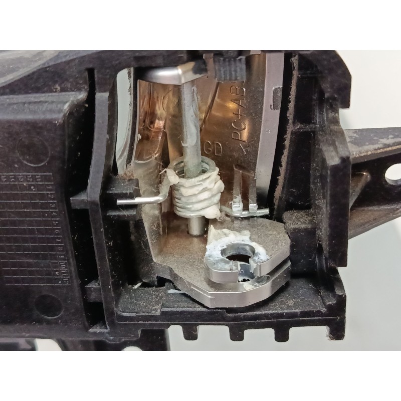 Recambio de maneta interior puerta delantera izquierda para hyundai i30 (gd) 1.4 crdi referencia OEM IAM    Recambio de maneta interior puerta delantera izquierda para hyundai i30 (gd) 1.4 crdi referencia OEM IAM